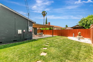 048_2489 Foxdale Dr