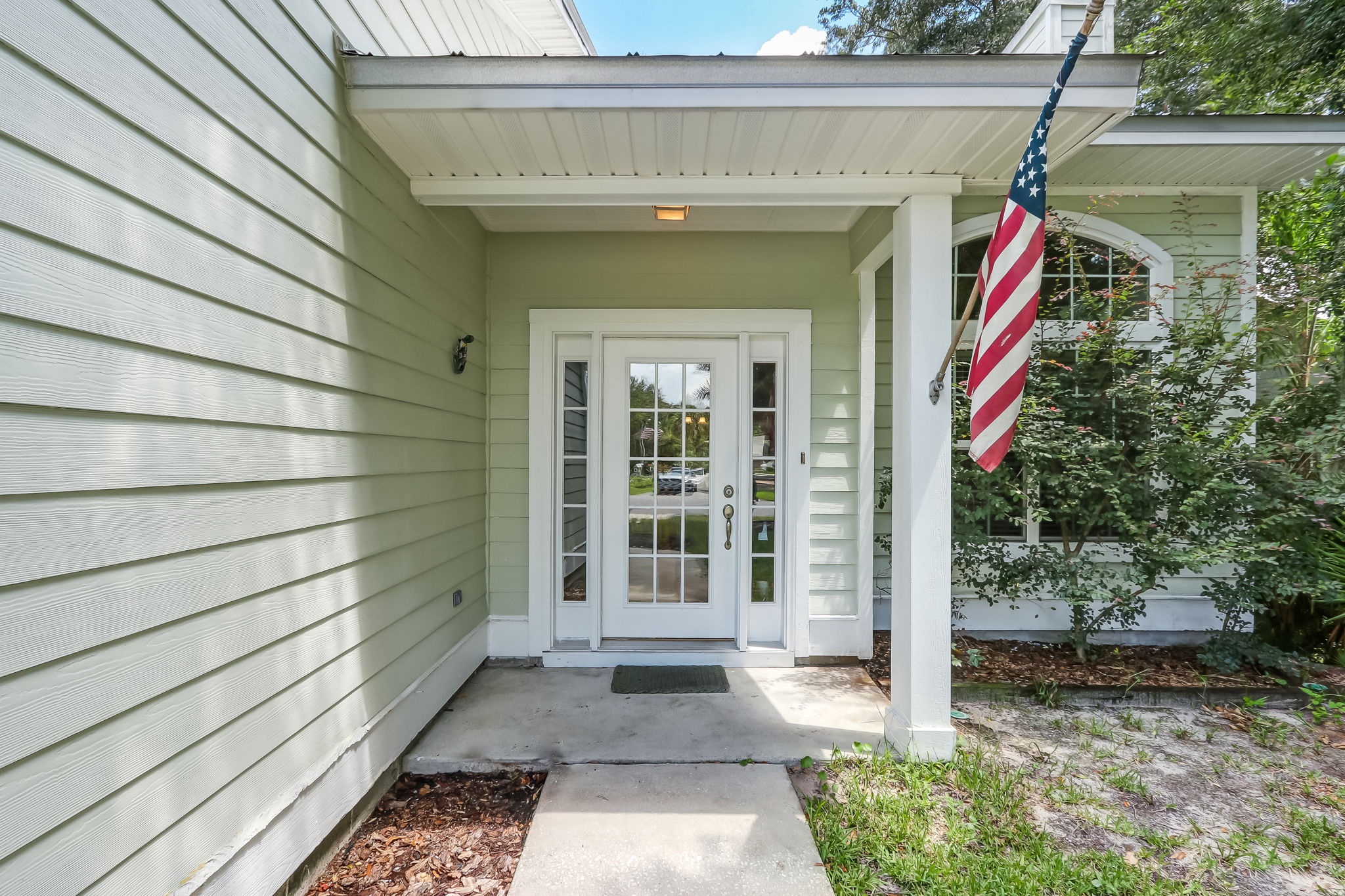 Front Entry Detail