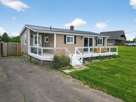  Photo 0