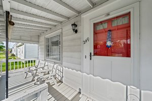  Photo 41