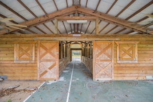 Barn2