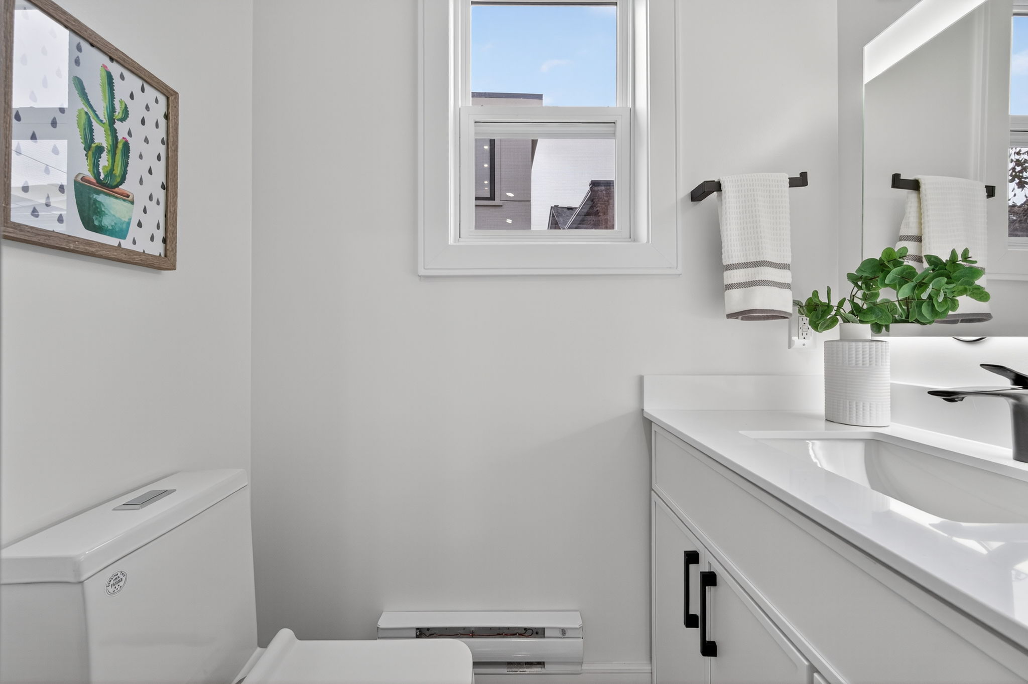 Garden Suite | Powder Room