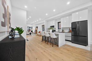Kitchen/Breakfast Area
