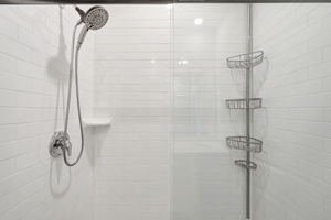  Photo 37
