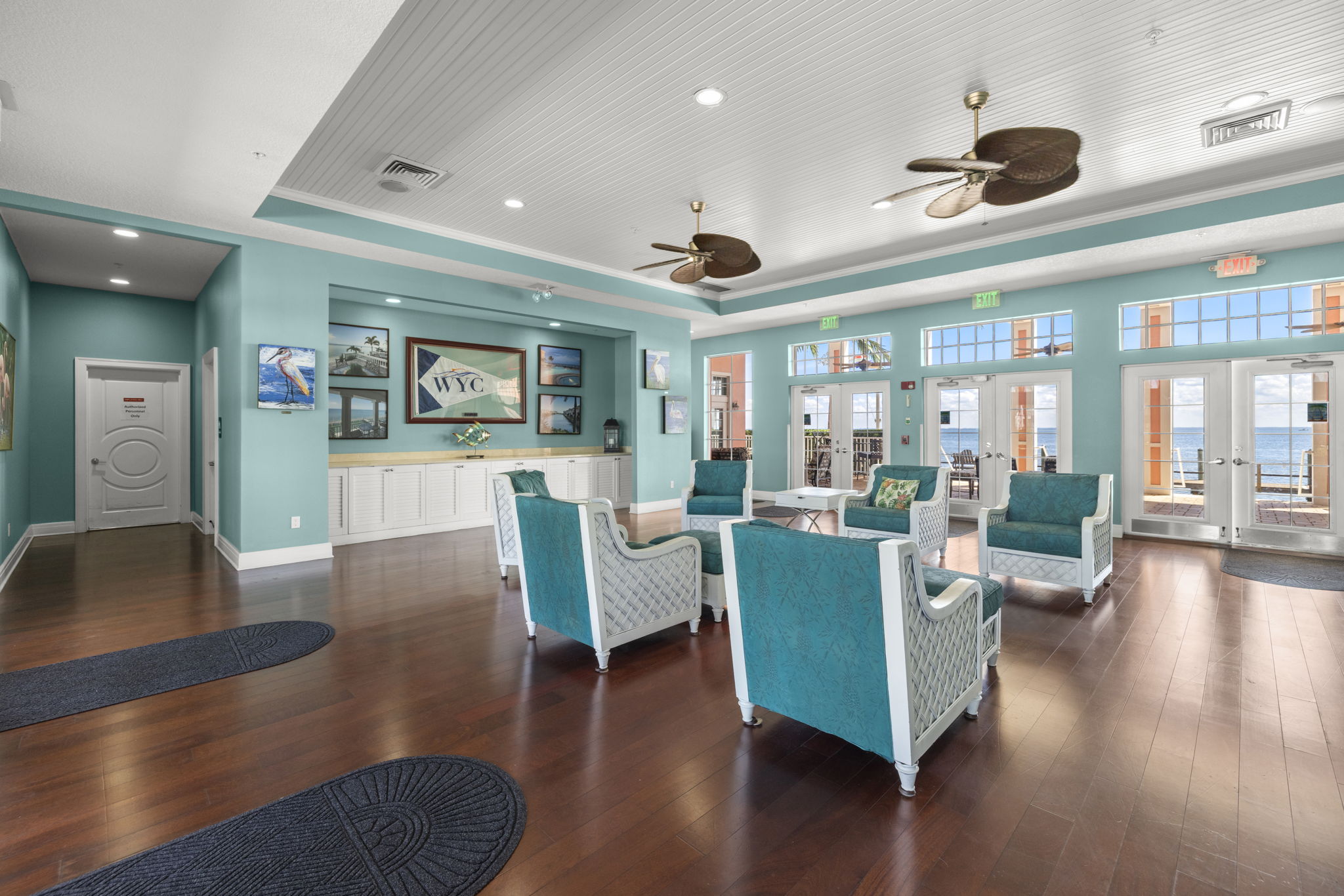 Waterside Yacht Club