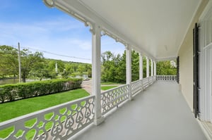 Front Porch with Views of Edgemont Park