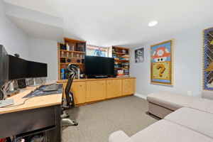  Photo 47