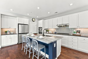 014_F8_2491 Decker Ln