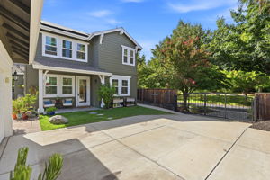 042_F8_2491 Decker Ln
