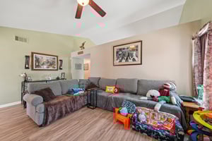 Highwood St-S1307-008.jpg