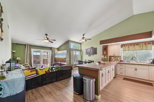 Highwood St-S1307-015.jpg