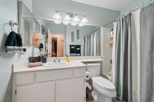 Highwood St-S1307-029.jpg