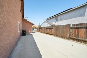 Highwood St-S1307-038.jpg