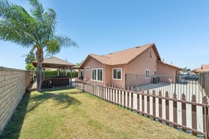 Highwood St-S1307-042.jpg