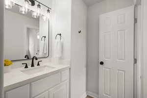  Photo 31