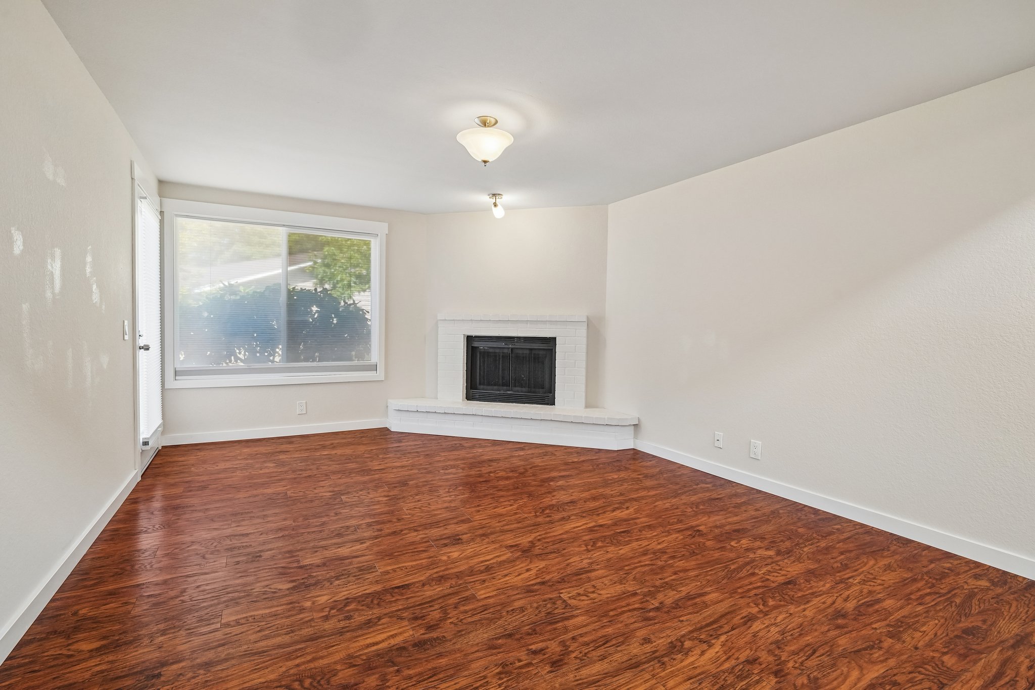 110th Pl SE 5b-S1507-010.jpg