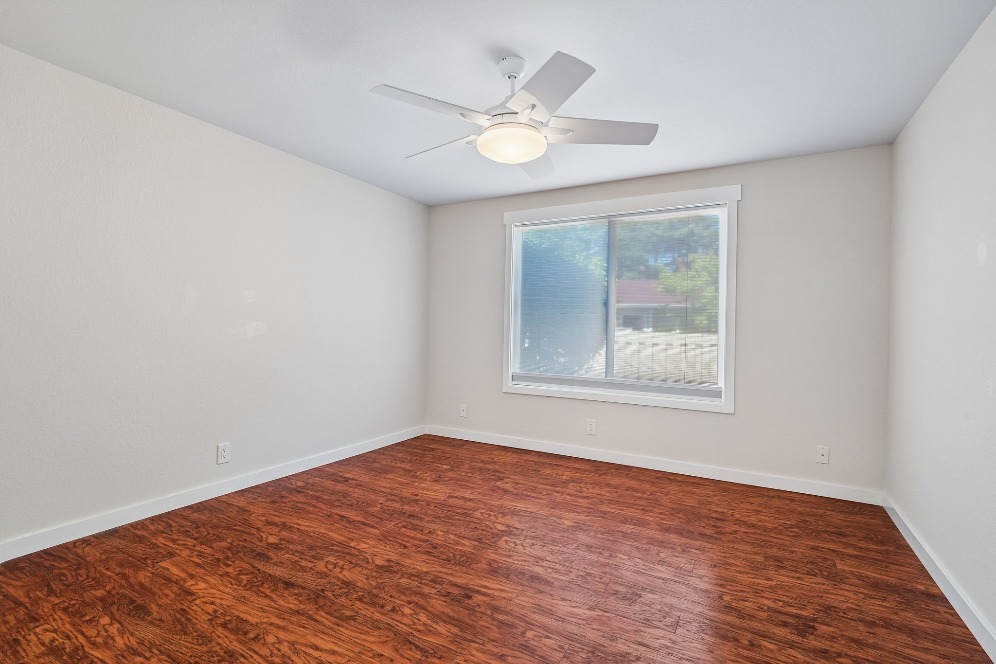 110th Pl SE 5b-S1507-022.jpg
