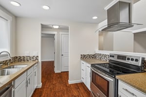 110th Pl SE 5b-S1507-015.jpg