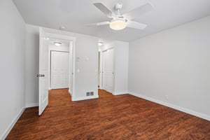 110th Pl SE 5b-S1507-021.jpg