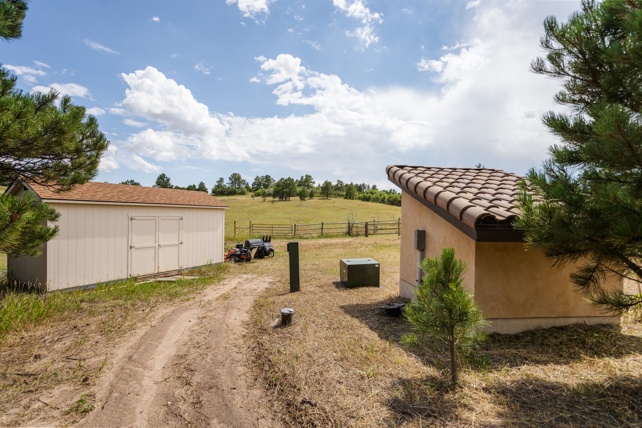2495 County Line Rd, Monument, CO 80132 | PixVid