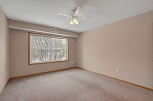 2496 County Rd C2 W #102, Roseville, MN 55113, US Photo 24