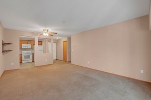 2496 County Rd C2 W #102, Roseville, MN 55113, US Photo 10