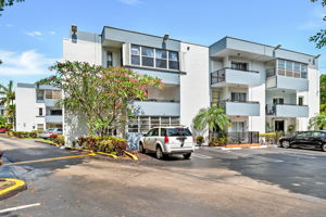  Photo 0