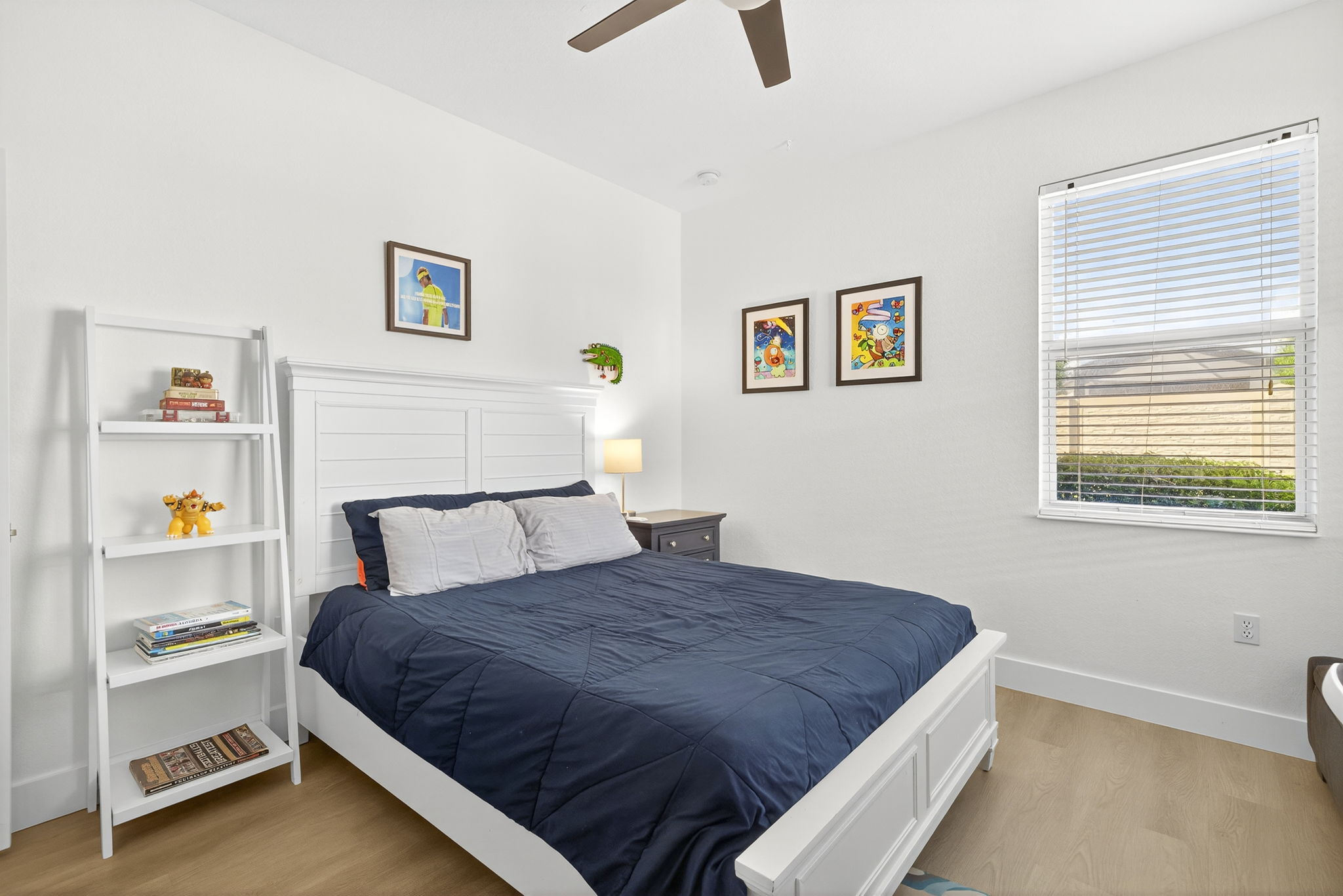 Guest Bedroom 2 - 1 of 2