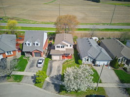 Photo 0