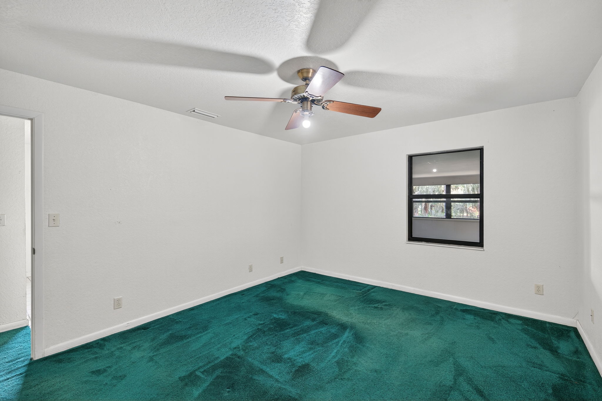 Interiors (19)