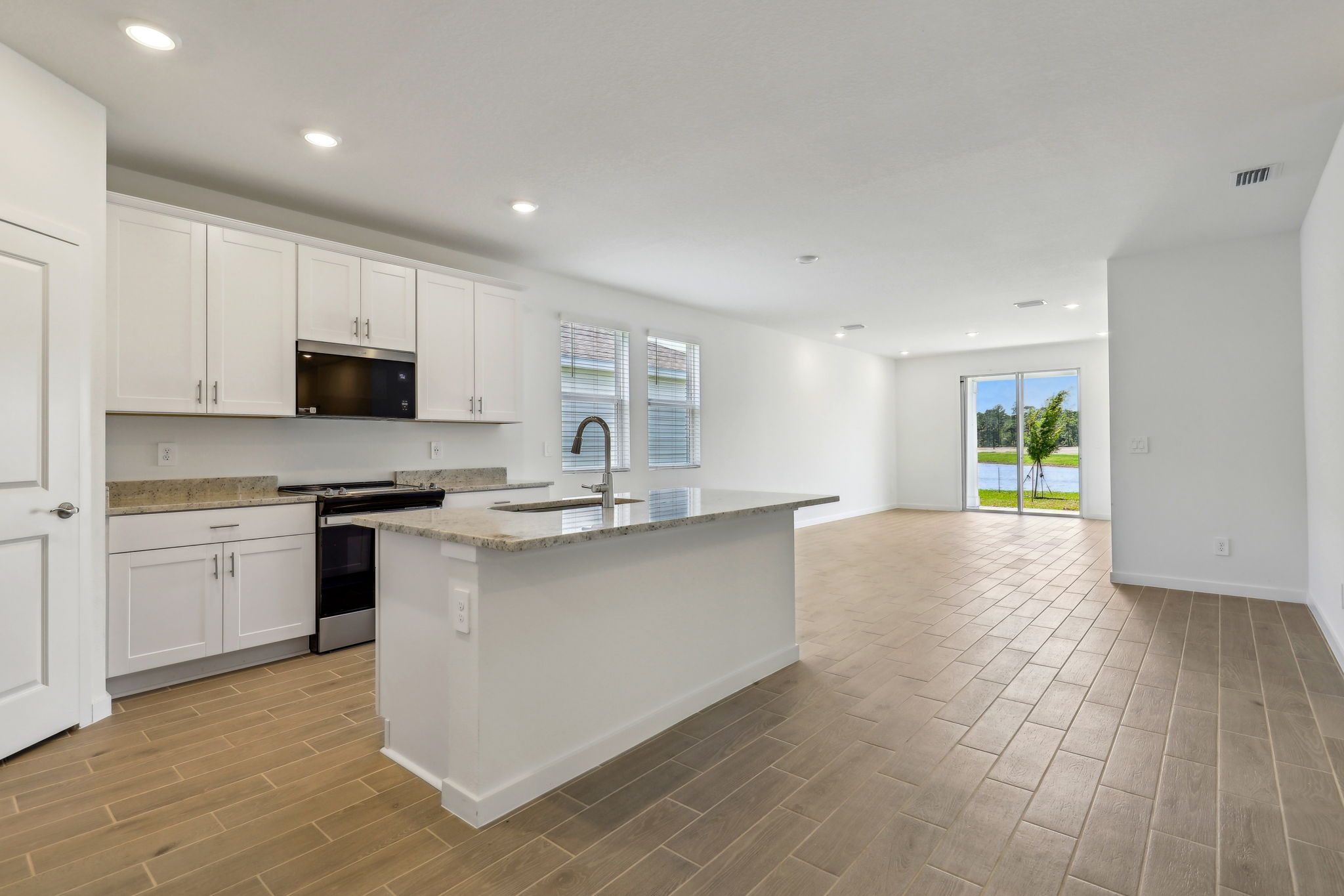 Jacksonville-Colbert Landings -25 Ararat Dr, Palm Coast, FL 32137-010