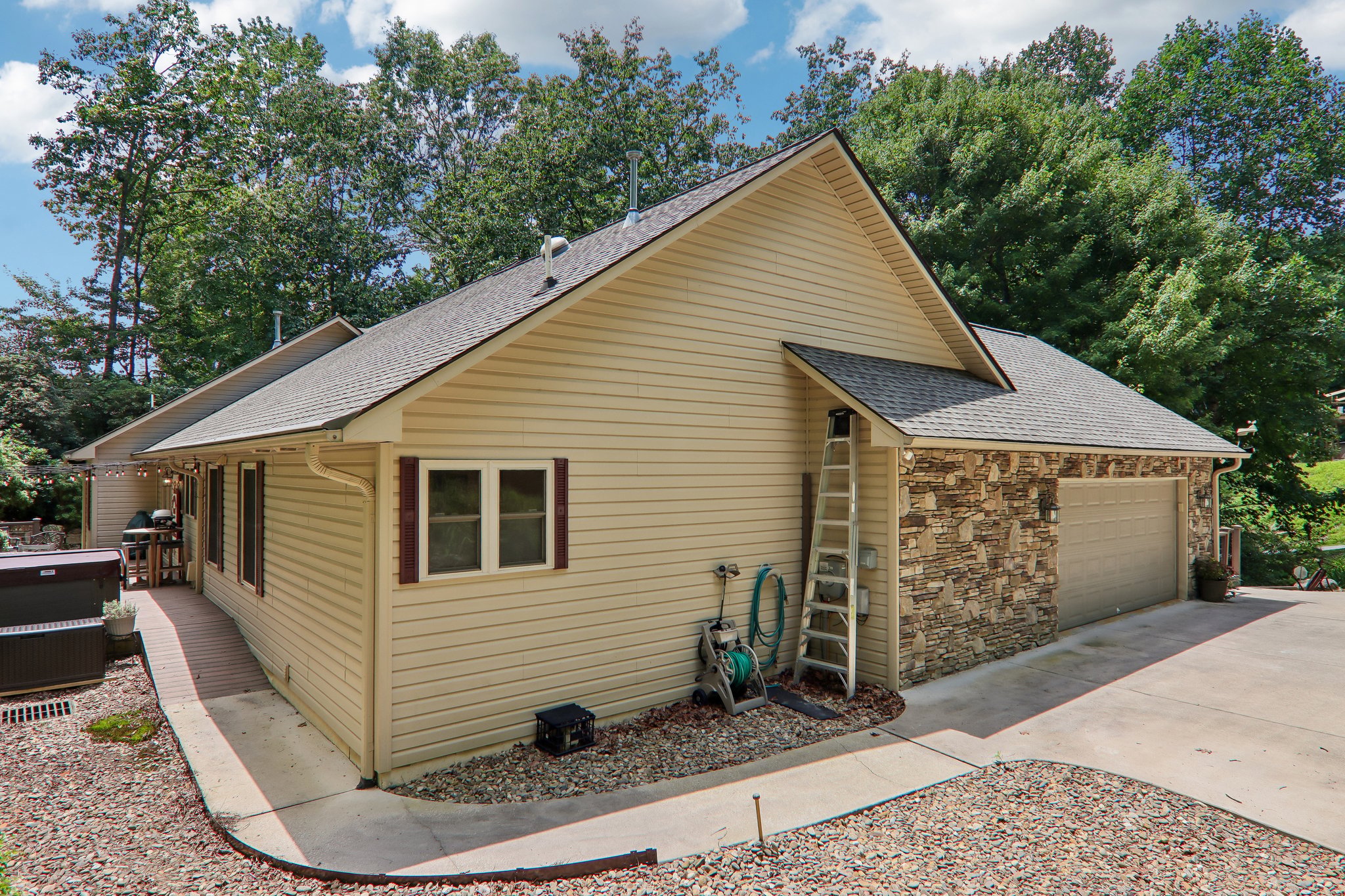 Arnie Dr-S0907-055.jpg