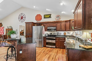 Arnie Dr-S0907-019.jpg