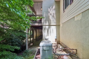 Arnie Dr-S0907-054.jpg