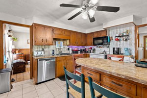 25 Beacon St, Amesbury, MA 01913, USA Photo 34