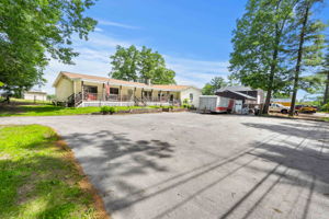 25 Beacon St, Amesbury, MA 01913, USA Photo 8