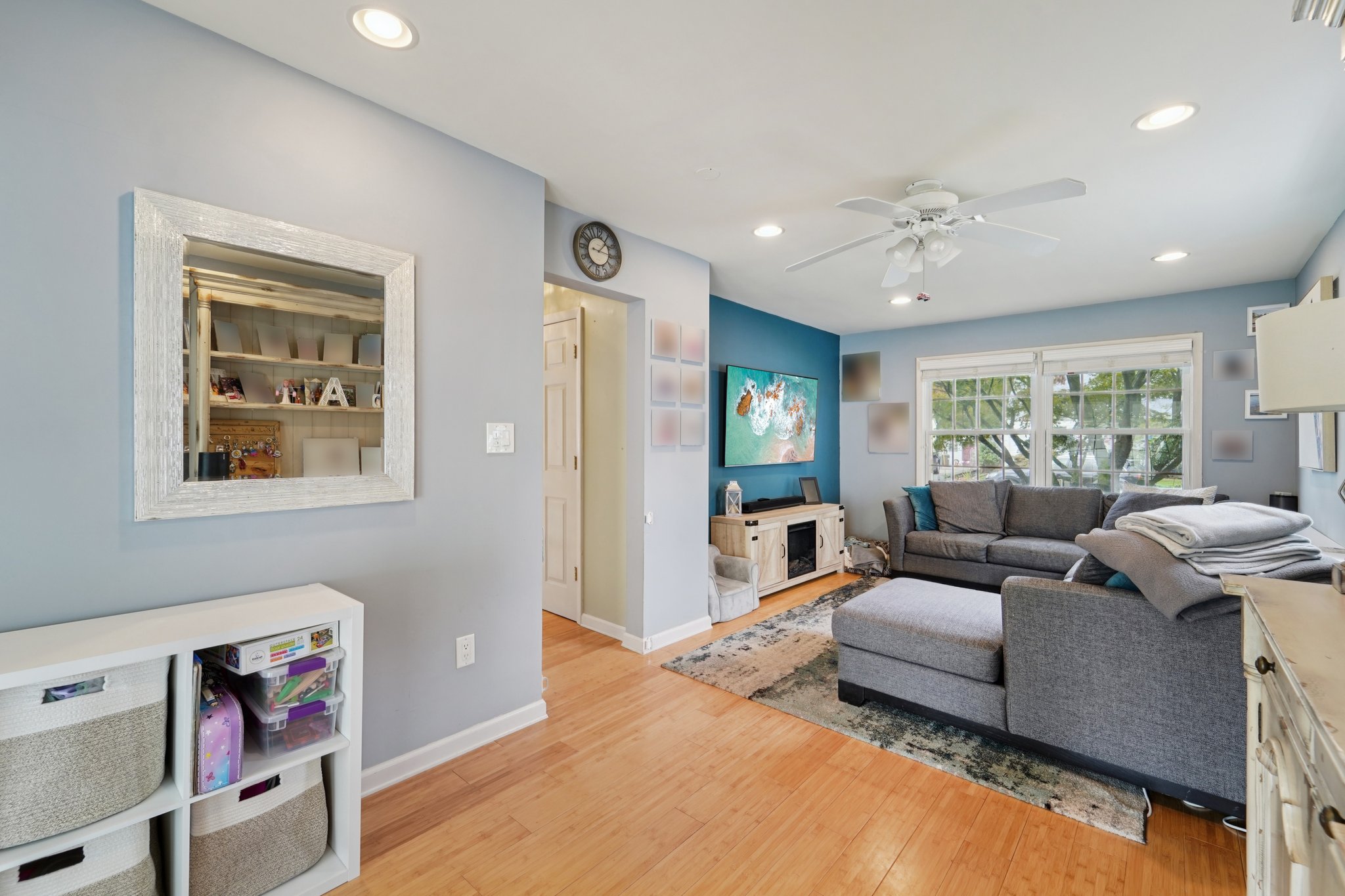 Bergen Ave-S2208-008.jpg