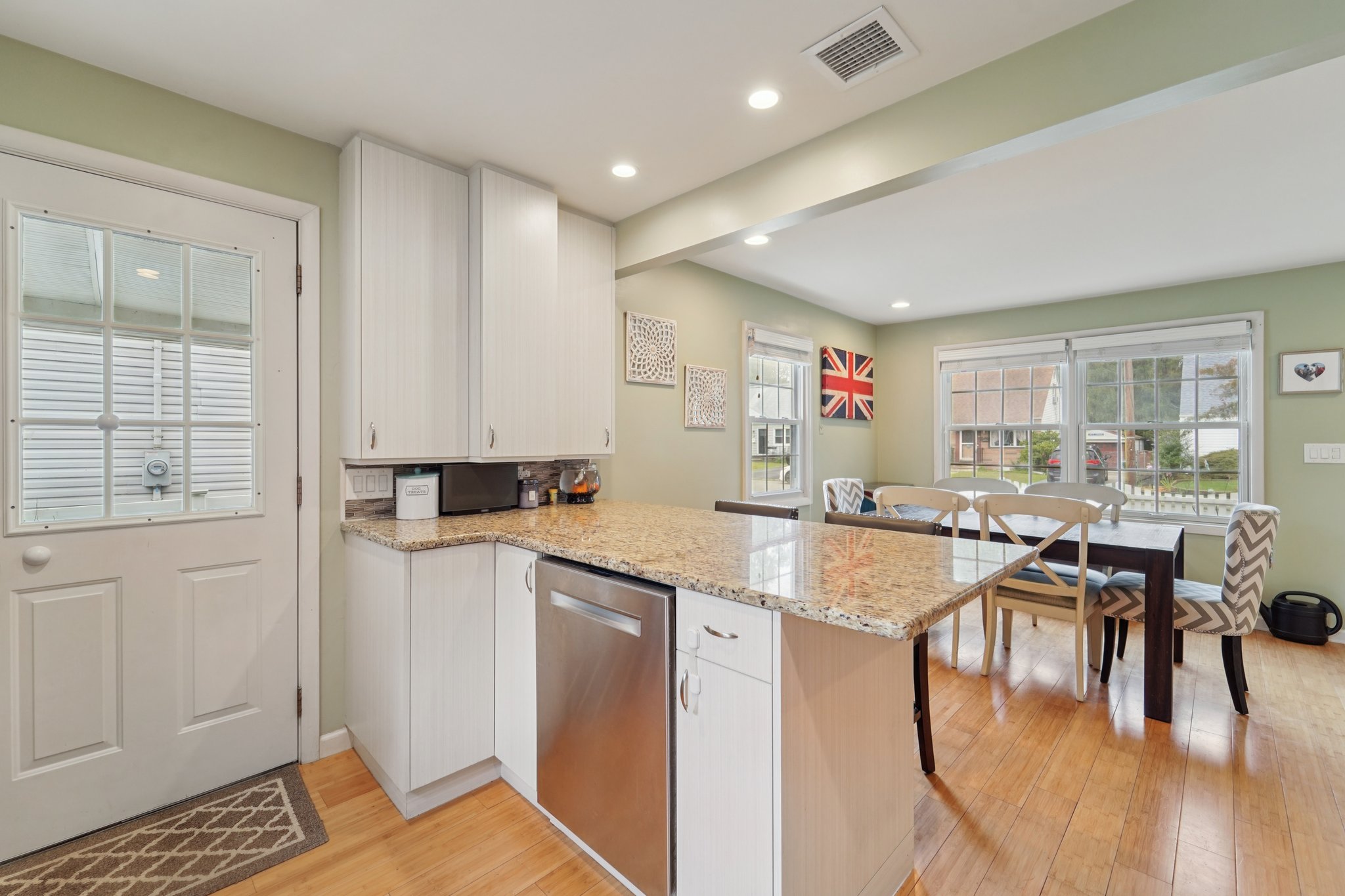 Bergen Ave-S2208-019.jpg