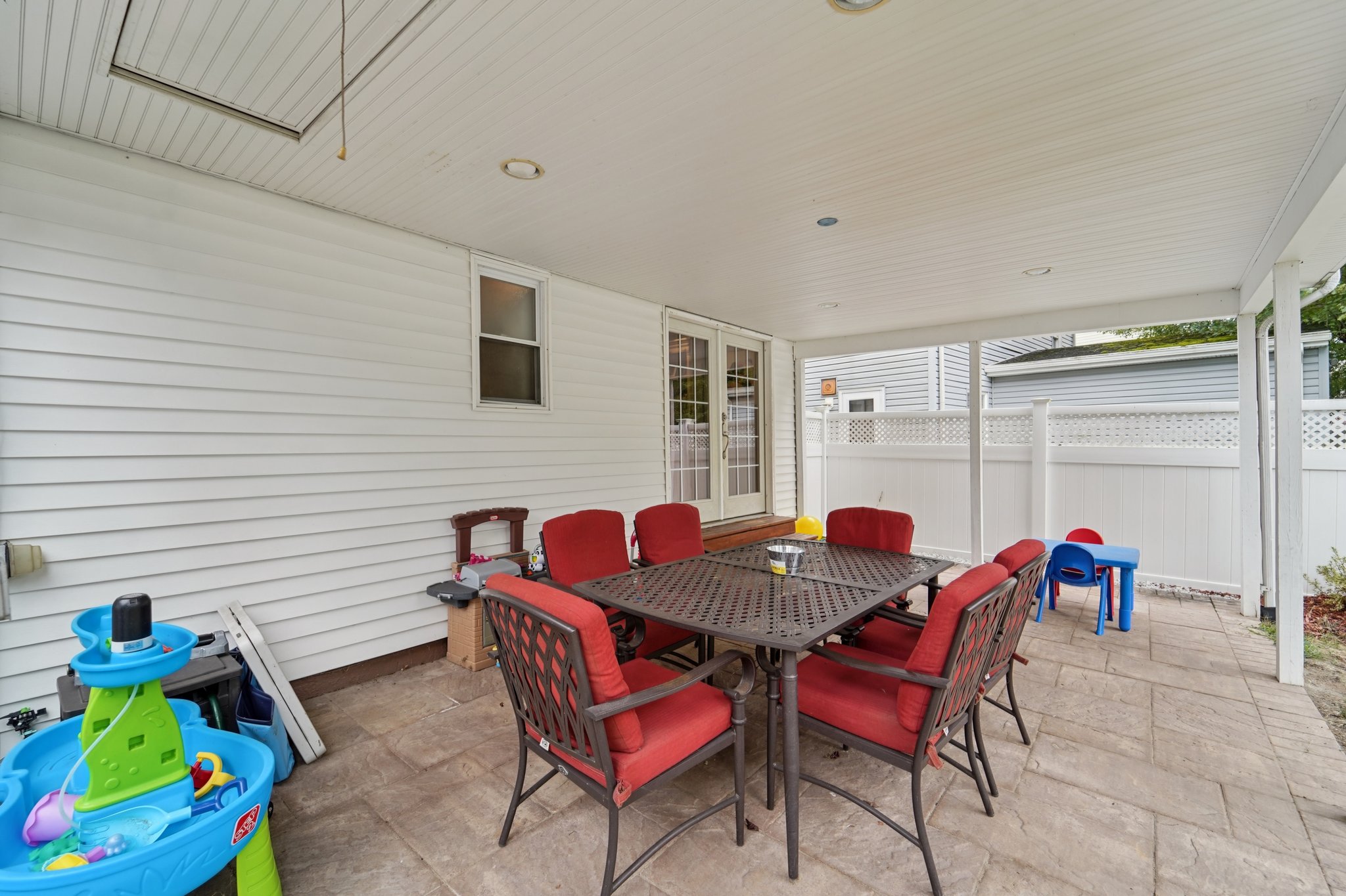 Bergen Ave-S2208-040.jpg