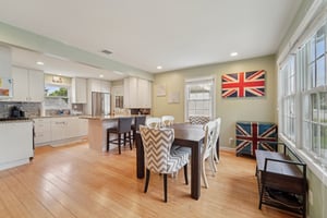 Bergen Ave-S2208-016.jpg
