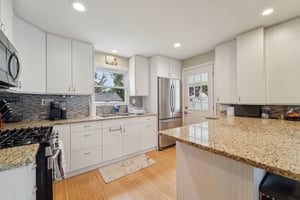 Bergen Ave-S2208-017.jpg