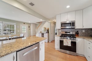 Bergen Ave-S2208-020.jpg