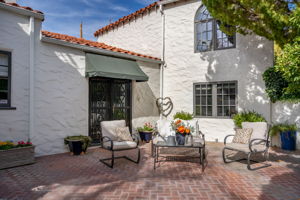 25 Bret Harte Ave, Reno, NV 89509, USA Photo 6