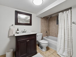  Photo 48