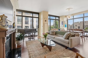 City Pl 6C-S2706-008.jpg