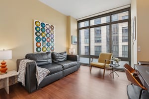 City Pl 6C-S2706-033.jpg