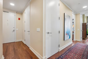 City Pl 6C-S2706-036.jpg