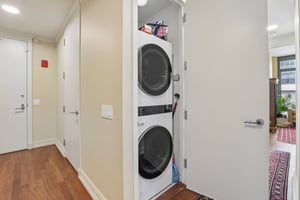 City Pl 6C-S2706-041.jpg