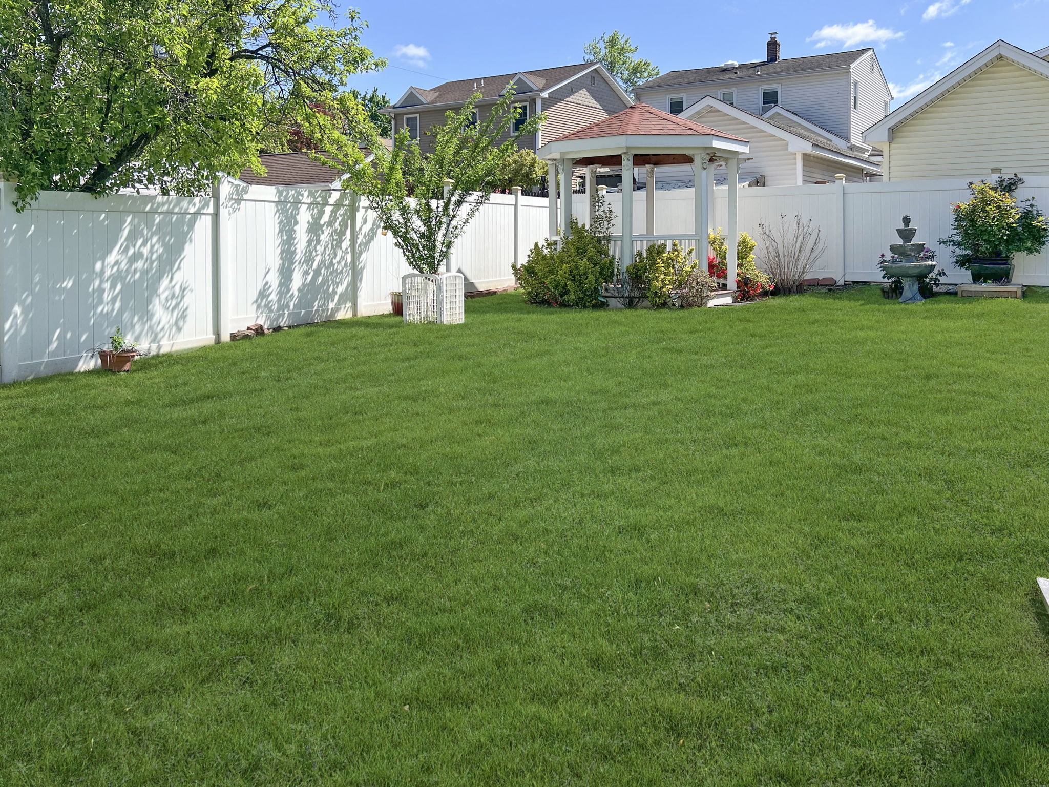 Retreat-like Backyard