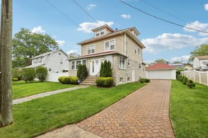 25 Cooper Ave, Dumont
